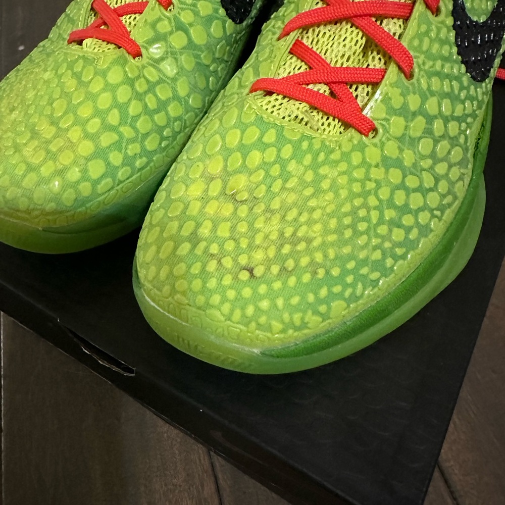 Nike Kobe 6 Protro Grinch - image 4